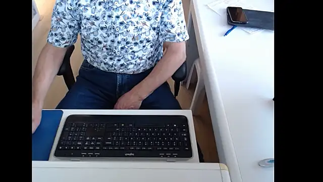 Snapshot of dutchpornking chatting on September 28, 7:28 am dutchpornking online show from September 28, 7:28 am