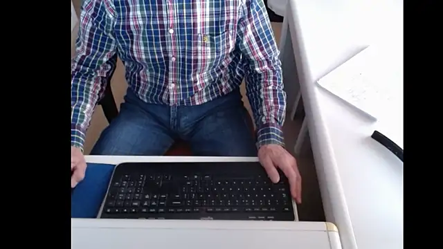 Snapshot of dutchpornking chatting on January 10, 8:18 am dutchpornking online show from January 10, 8:18 am
