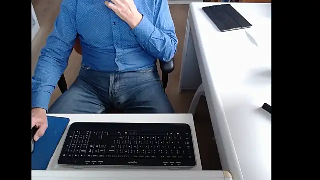 Snapshot of dutchpornking chatting on October 13, 8:09 am dutchpornking online show from October 13, 8:09 am