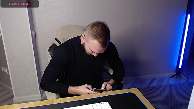 Toress1 online show from December 5, 9:39 am