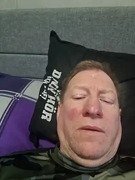 tomtom111111 online show from January 9, 12:10 pm