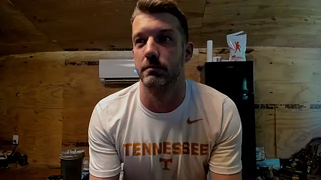 Kenny Kyle online show from September 13, 8:10 pm