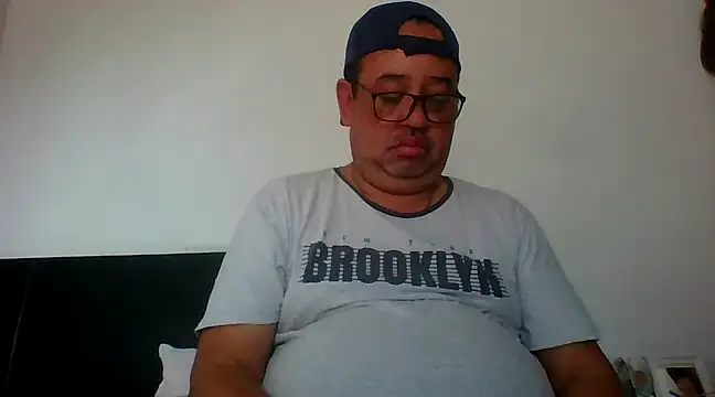 djtomxxx2777 online show from February 6, 6:02 pm