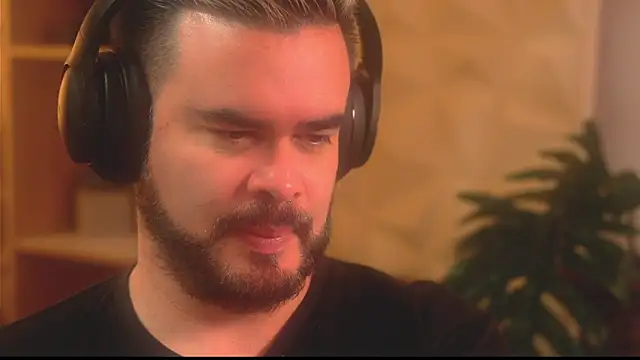 Sanders White online show from January 10, 6:23 pm