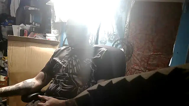 faded206 online show from February 10, 8:21 pm