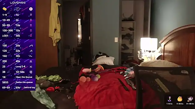 kinkywolf429 online show from November 11, 4:56 pm