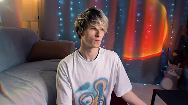 Breston Sweet online show from June 1, 11:27 pm