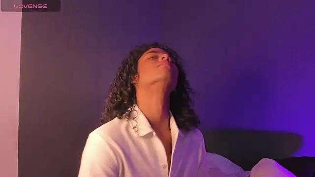 Lucas eevans online show from February 23, 3:37 pm