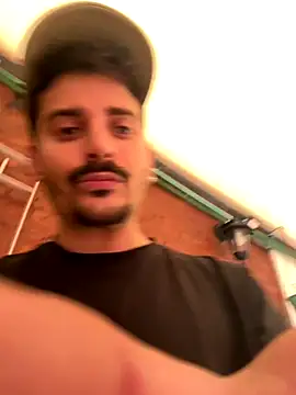 mrtnivnn online show from November 2, 9:52 pm