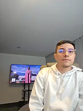 Jhoan saenz online show from October 4, 4:28 am