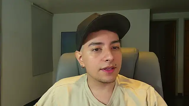 Jhoan saenz online show from October 14, 3:46 am