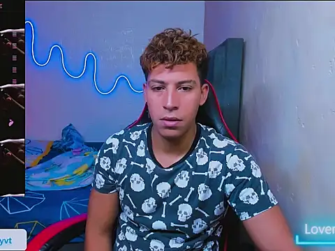 dilan js online show from April 24, 3:47 pm