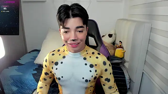 santy7v7 online show from October 31, 1:36 pm