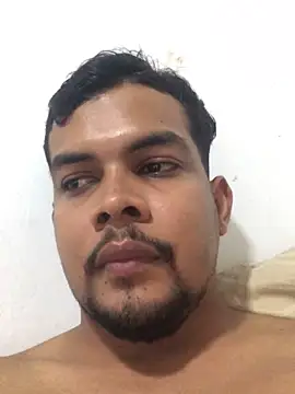 ElsecretodeBruno online show from February 24, 1:57 am