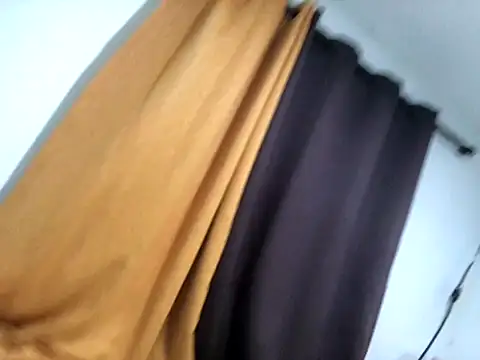 ElsecretodeBruno online show from November 16, 2:57 am