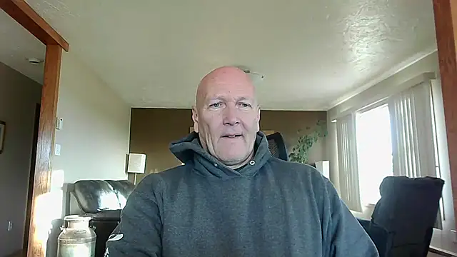 BasicAnt online show from October 29, 2:42 pm