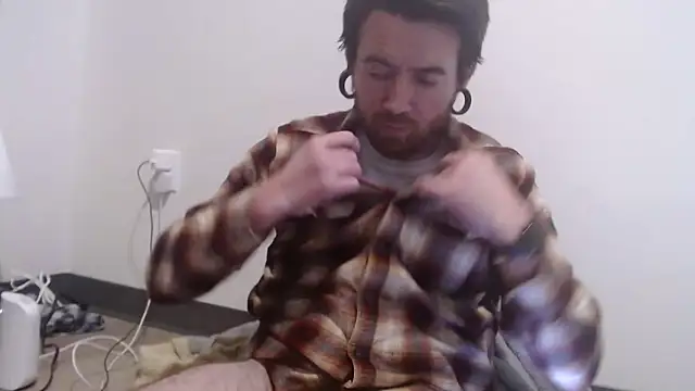 JAY 1000 online show from December 4, 5:42 pm