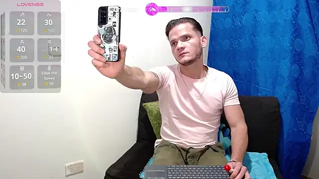 Snapshot of ramseesh chatting on March 14, 3:59 am ramseesh online show from March 14, 3:59 am