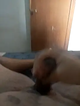 Comedordecu0289 online show from April 6, 10:38 am