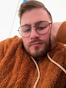 Cicciobello033 online show from March 7, 1:42 pm