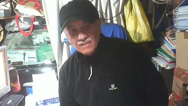 nonnomaturobisex online show from February 2, 11:40 am