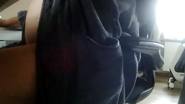 suedel65 online show from June 3, 5:42 am