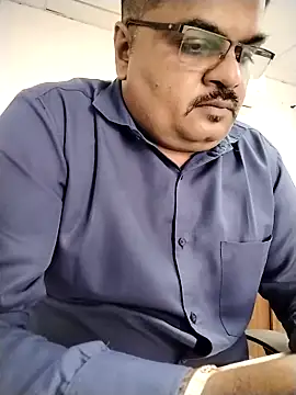 Desi Londa 143 online show from February 5, 6:42 am