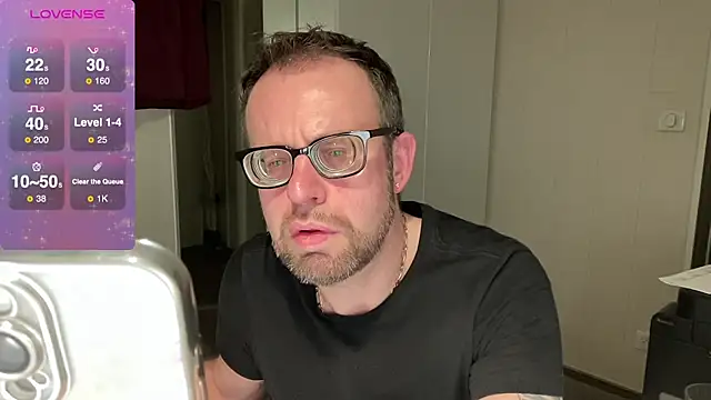 FABIOGLASSES online show from January 22, 9:11 pm