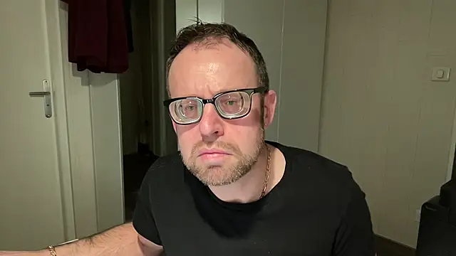 FABIOGLASSES online show from January 3, 10:29 pm