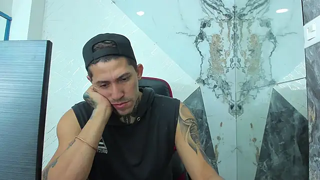 yeckodream online show from November 15, 9:28 pm