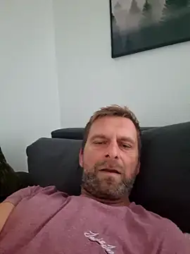 Snapshot of Mjn34 chatting on September 25, 8:24 am Mjn34 online show from September 25, 8:24 am