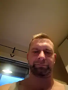 Snapshot of Mjn34 chatting on January 31, 6:57 am Mjn34 online show from January 31, 6:57 am