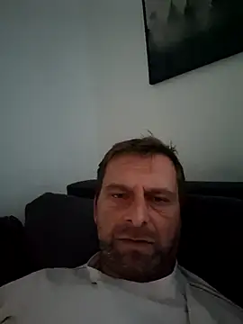 Snapshot of Mjn34 chatting on September 19, 5:19 am Mjn34 online show from September 19, 5:19 am