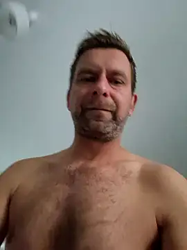 Snapshot of Mjn34 chatting on September 15, 5:42 am Mjn34 online show from September 15, 5:42 am