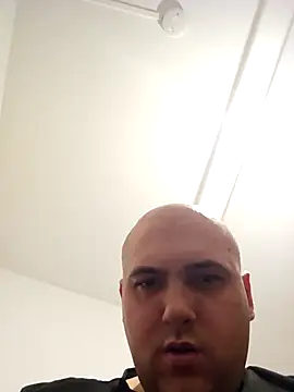 mario890605 online show from January 13, 9:42 pm