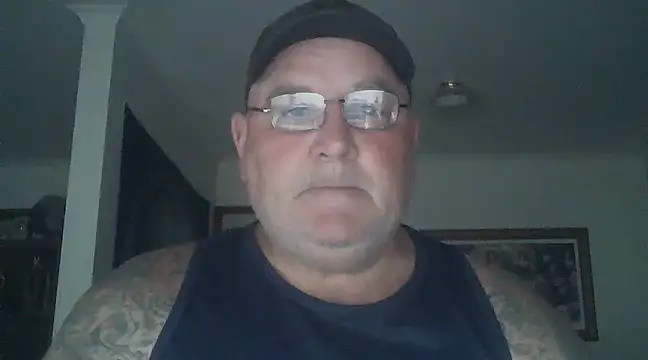Snapshot of HOTANAL chatting on December 26, 4:32 am HOTANAL online show from December 26, 4:32 am