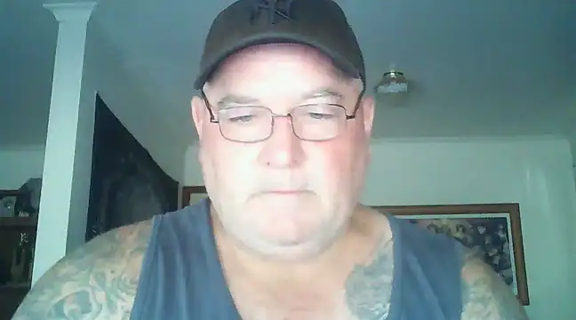 Snapshot of HOTANAL chatting on December 11, 11:10 pm HOTANAL online show from December 11, 11:10 pm