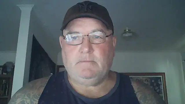 Snapshot of HOTANAL chatting on January 10, 1:21 am HOTANAL online show from January 10, 1:21 am