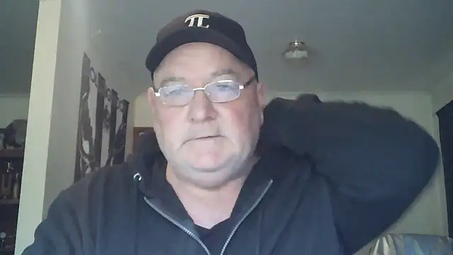 Snapshot of HOTANAL chatting on September 10, 11:47 pm HOTANAL online show from September 10, 11:47 pm