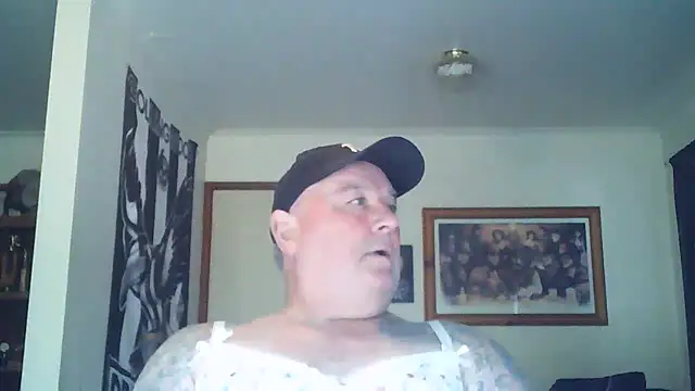 Snapshot of HOTANAL chatting on September 27, 1:36 am HOTANAL online show from September 27, 1:36 am