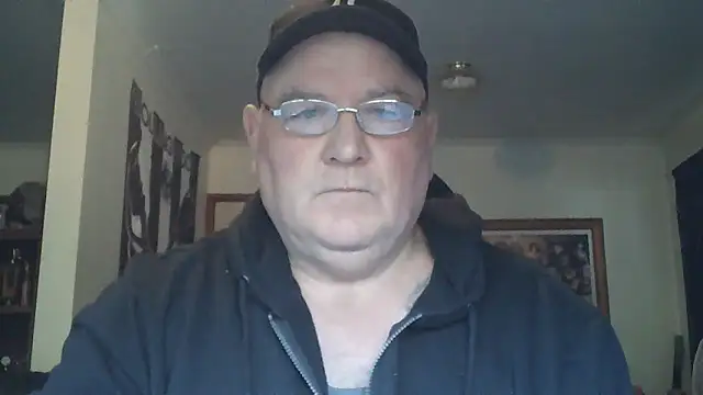 Snapshot of HOTANAL chatting on October 6, 10:25 pm HOTANAL online show from October 6, 10:25 pm