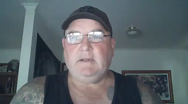 Snapshot of HOTANAL chatting on January 17, 2:18 am HOTANAL online show from January 17, 2:18 am