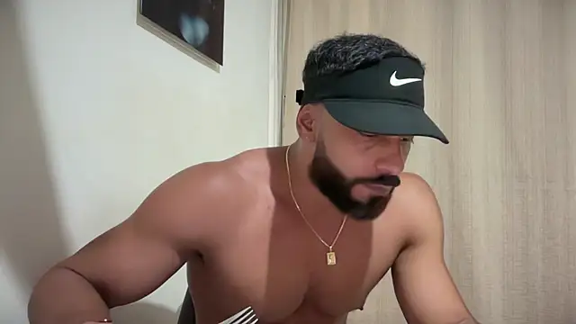 romeolovedark online show from March 6, 11:57 pm