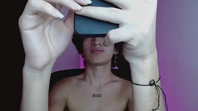 littlextreme online show from February 14, 7:14 am