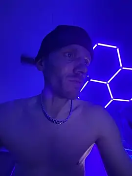 Cloudd Kingg Iceyyy online show from March 11, 1:40 pm