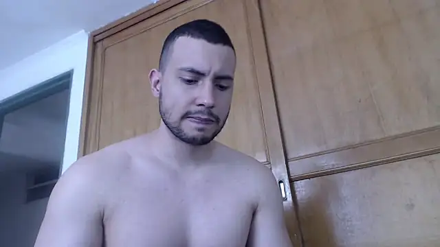 Armando 2002 online show from July 2, 4:13 pm