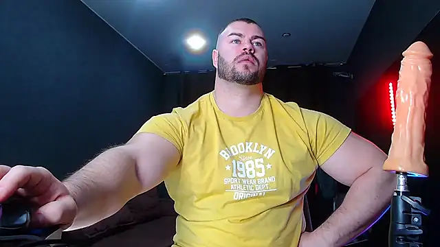 muscularjohnforuX online show from February 19, 4:55 am