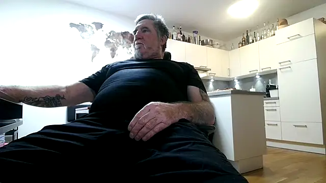 Snapshot of crazylemy chatting on October 14, 9:38 am crazylemy online show from October 14, 9:38 am