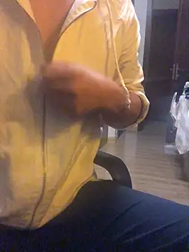 SkyKingW online show from November 25, 7:38 pm