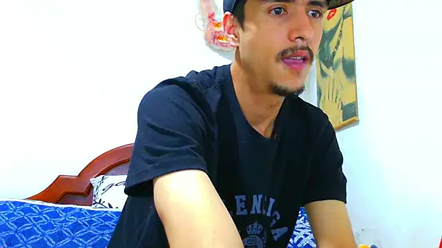 Snapshot of ryan_maxy chatting on September 8, 11:37 pm ryan maxy online show from September 8, 11:37 pm